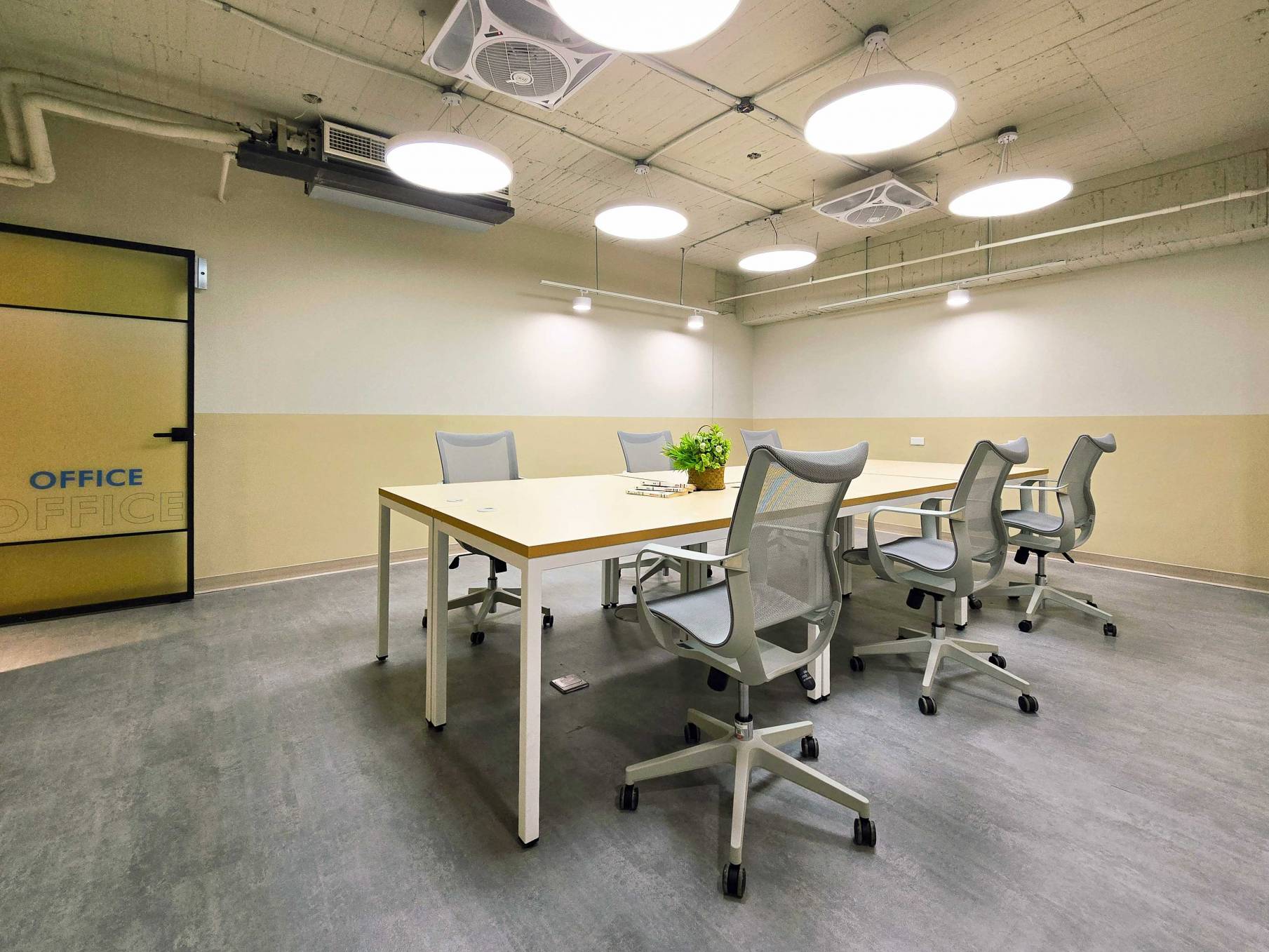 4~6人智能商務空間 (中正二館)